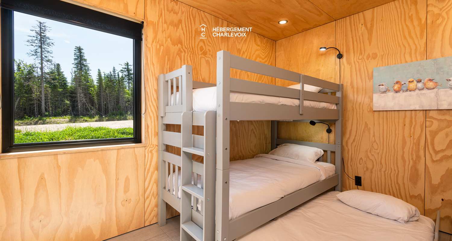 Refuge-4-C - Tini-house at the top the Massif